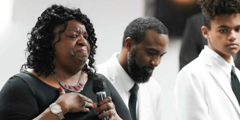 Harris County Jail Custody Death Family morns – Elizabeth Conley photo Houston Chronicle